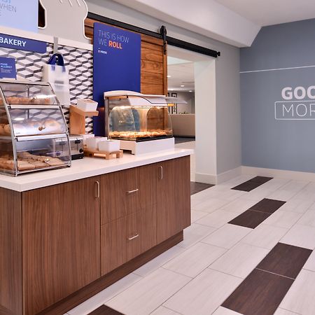 Holiday Inn Express Hotel & Suites Elgin By Ihg Esterno foto