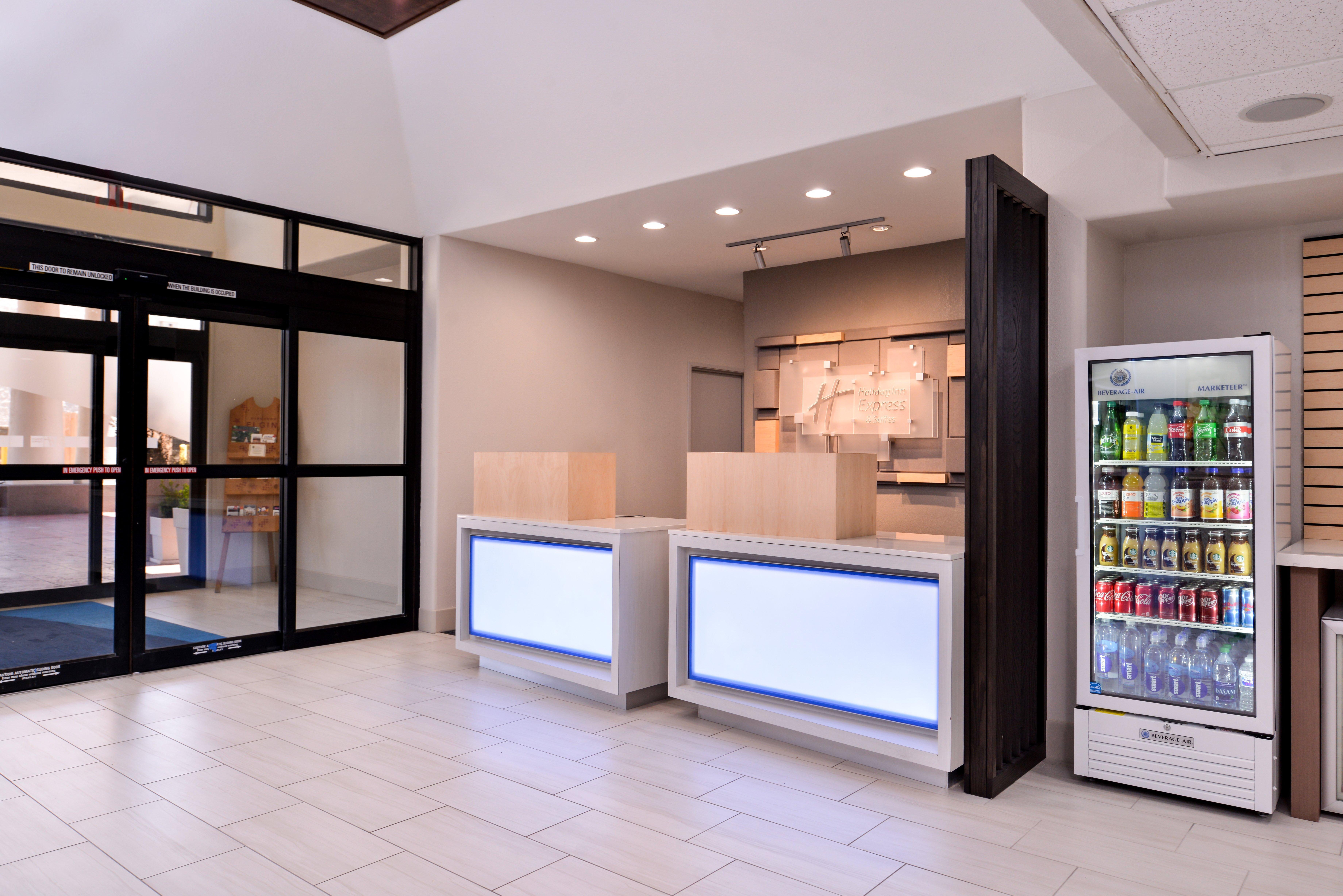 Holiday Inn Express Hotel & Suites Elgin By Ihg Esterno foto