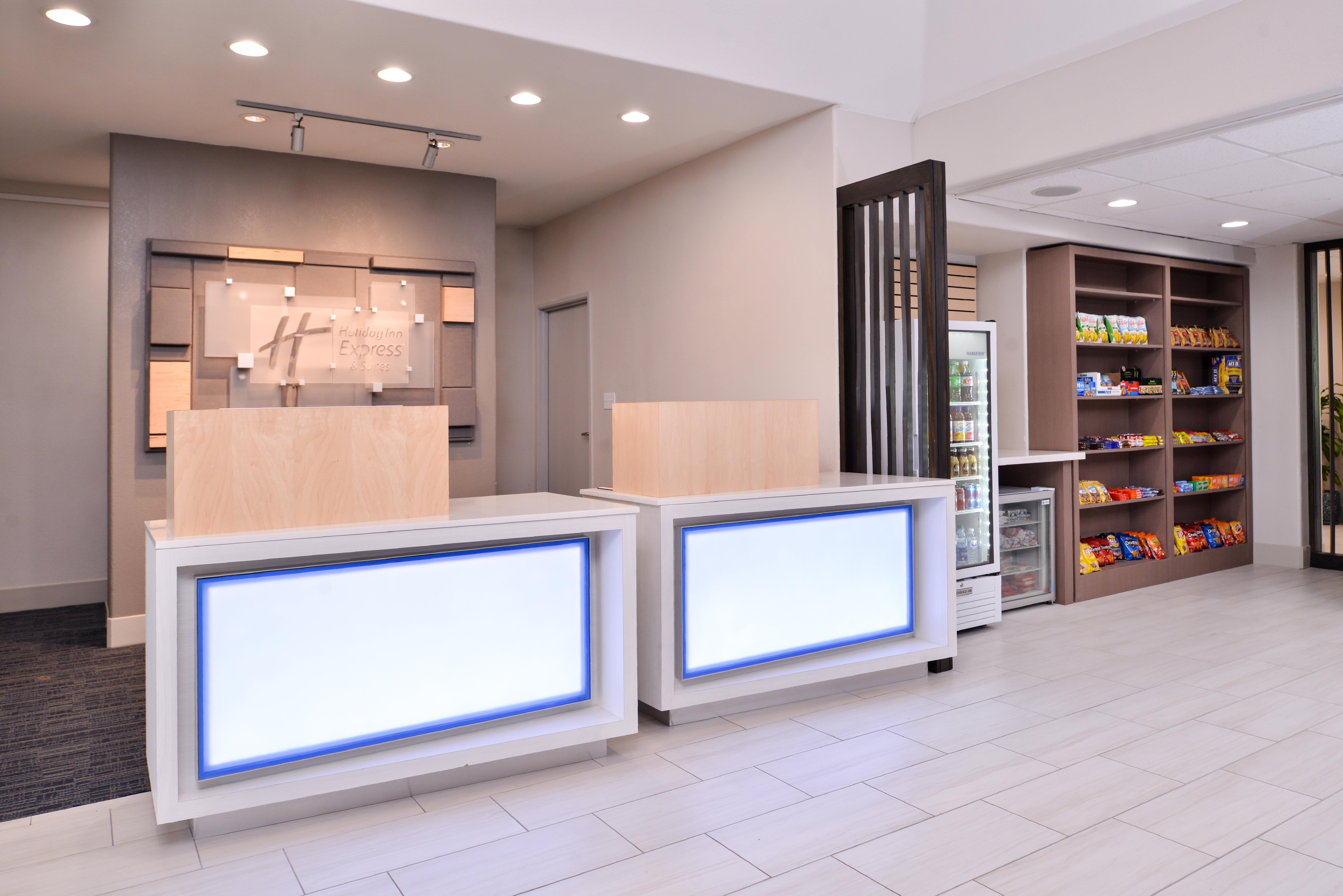 Holiday Inn Express Hotel & Suites Elgin By Ihg Esterno foto