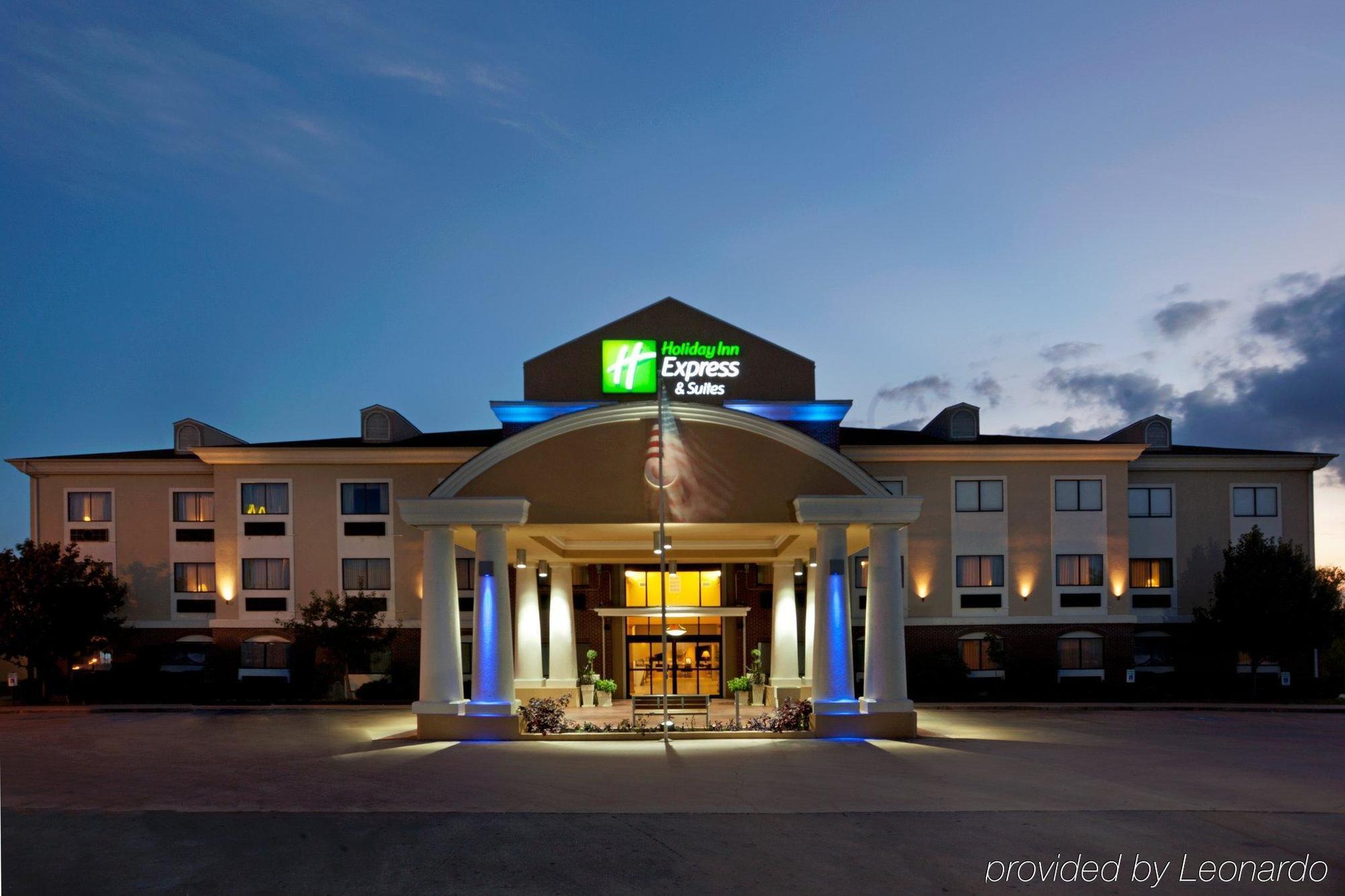 Holiday Inn Express Hotel & Suites Elgin By Ihg Esterno foto