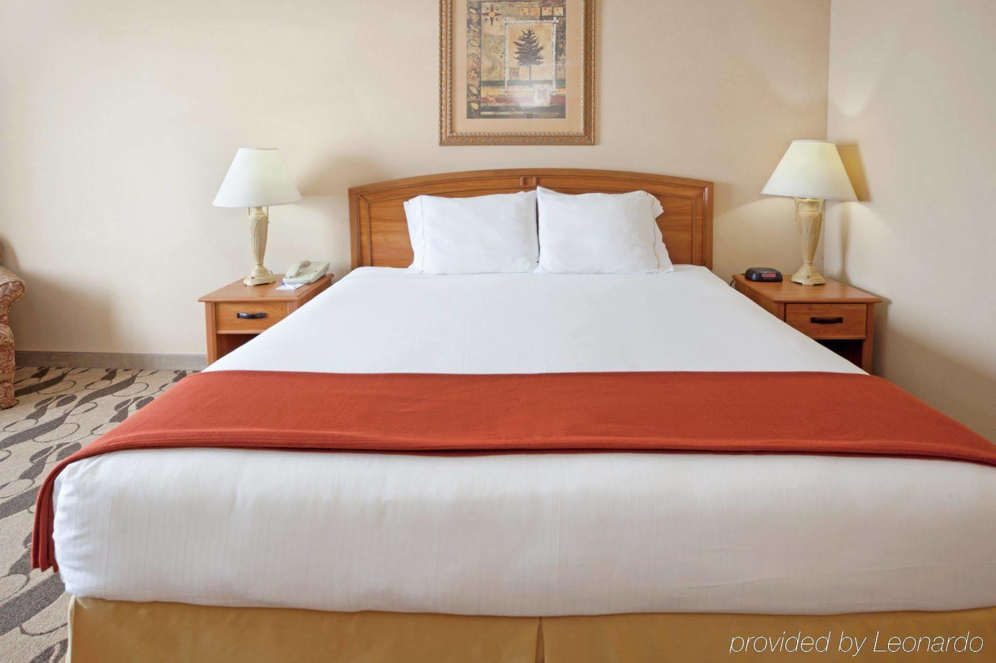 Holiday Inn Express Hotel & Suites Elgin By Ihg Camera foto
