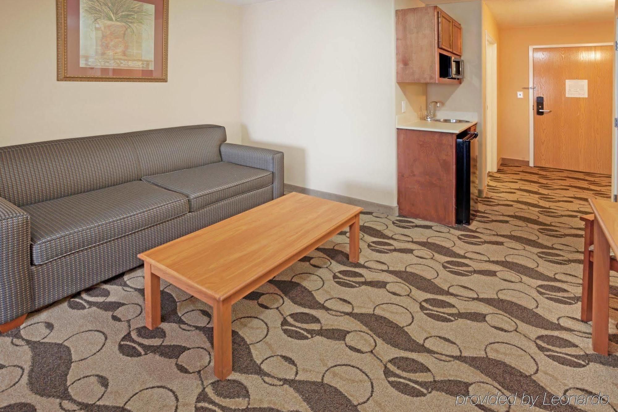 Holiday Inn Express Hotel & Suites Elgin By Ihg Camera foto