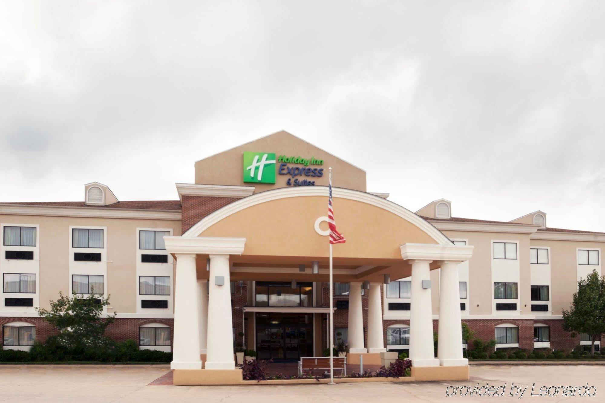 Holiday Inn Express Hotel & Suites Elgin By Ihg Esterno foto
